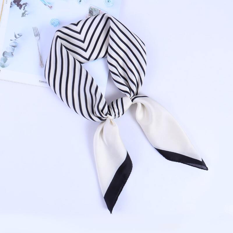 

Striped Pattern Bandana, Multicolor