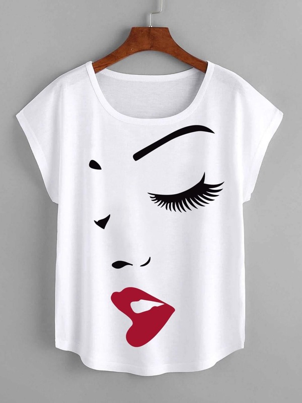 SHEIN LUNE Plus Figure Graphic Batwing Sleeve Tee For Summer