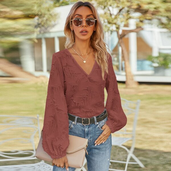 

V-neck Curved Hem Blouse, Rusty rose