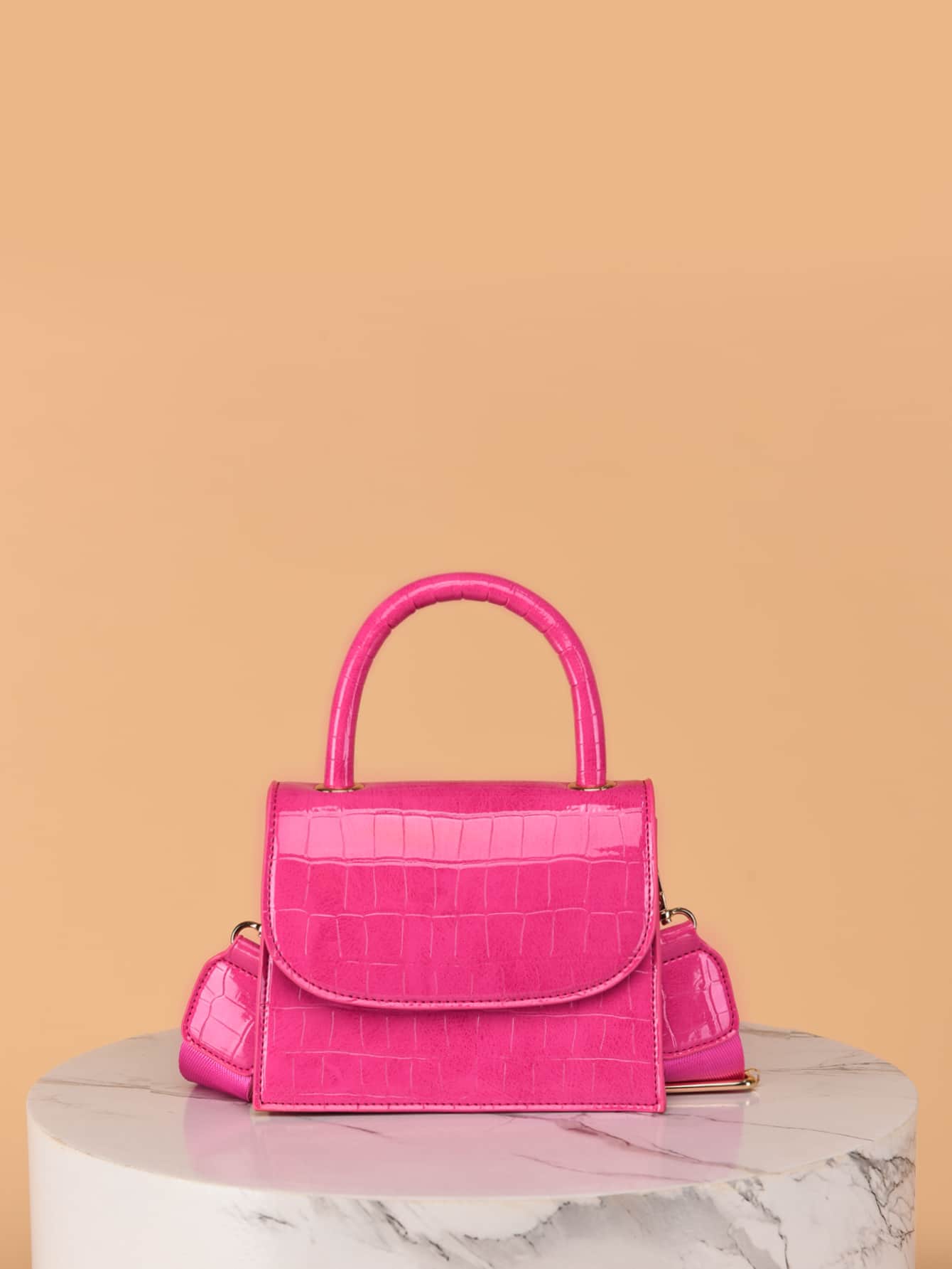 Cartable à rabat en relief de crocodile