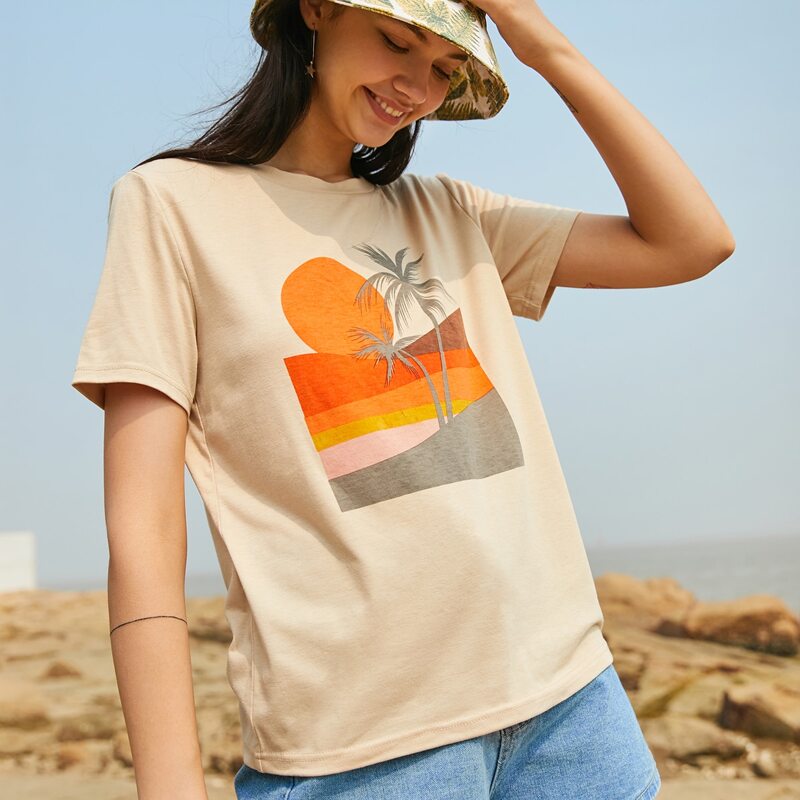 

Tropical Graphic Tee, Beige