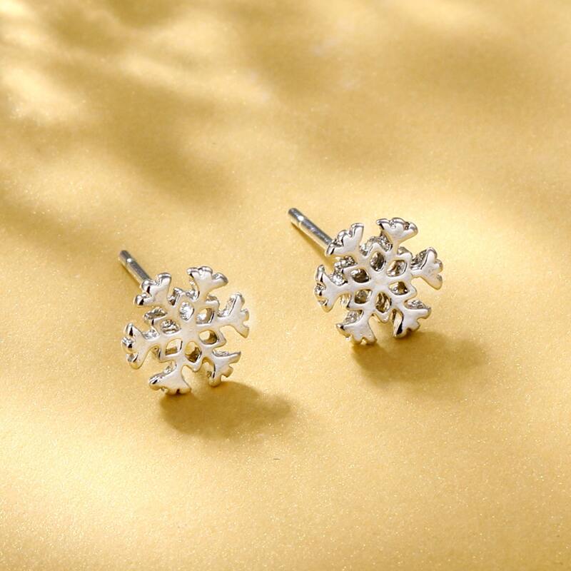 

Snowflake Stud Earrings, Silver
