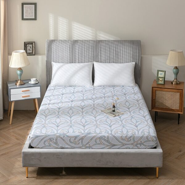 

Graphic Print Fitted Sheet, Multicolor