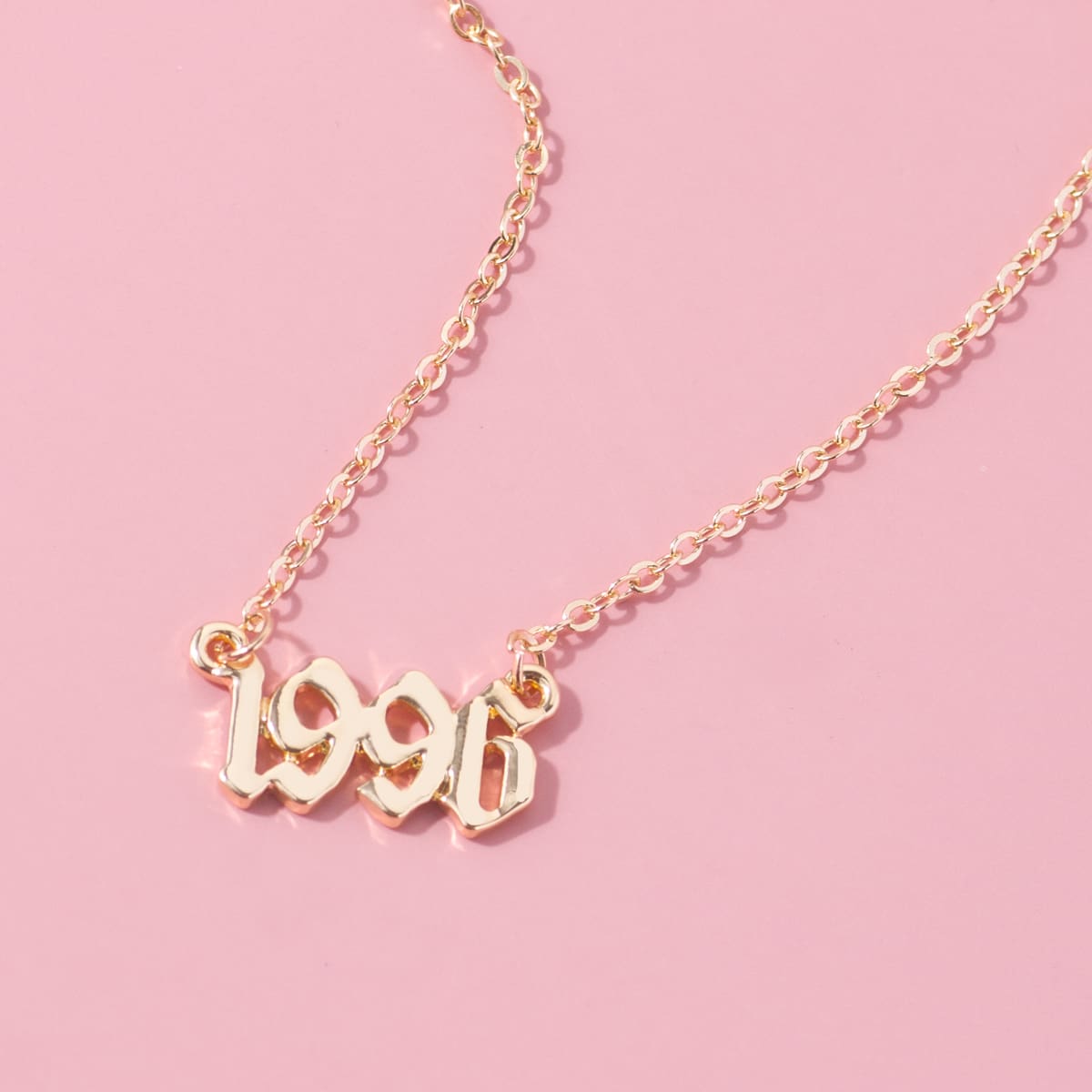 

1pc Number Pendant Chain Necklace, Gold