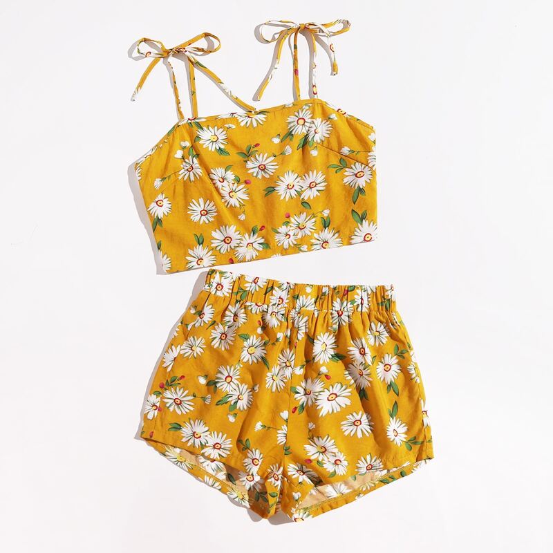 

Daisy Tie Shoulder Crop Cami & Shorts, Multicolor