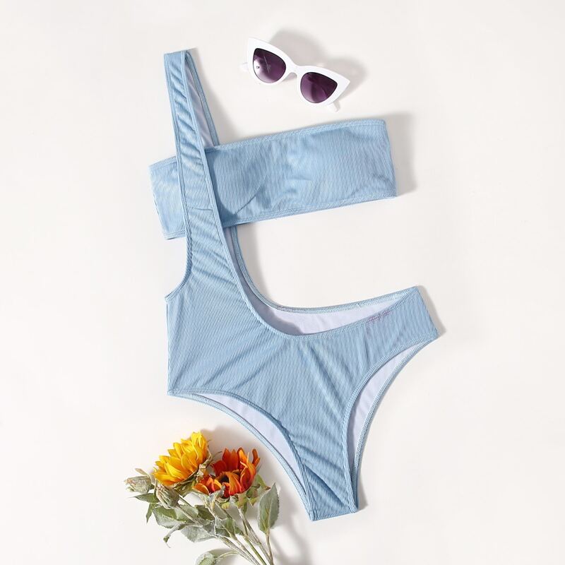 

Solid Cut Out One Piece Swimsuit, Baby blue