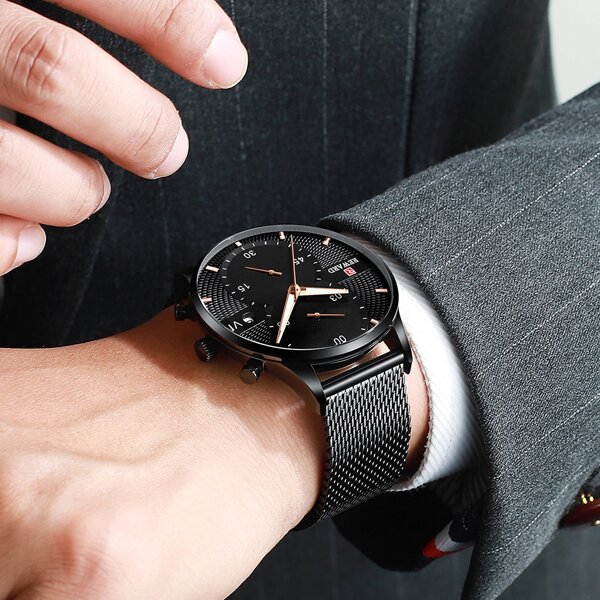

Men Mesh Strap Date Quartz Watch