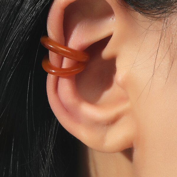 

1pc Resin Ear Cuff, Coffee brown