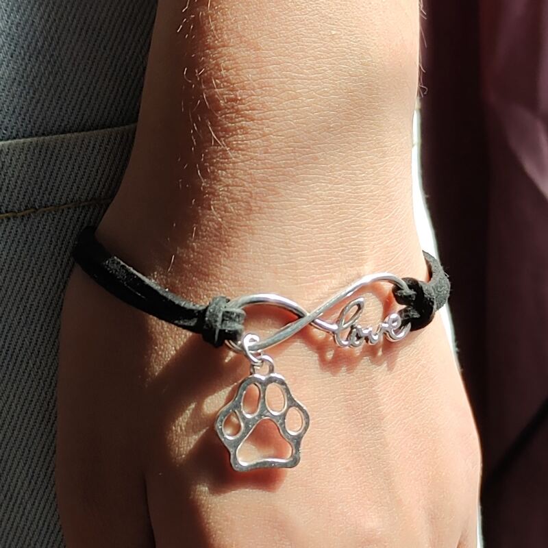 

1pc Cartoon Paw Charm Bracelet, Black