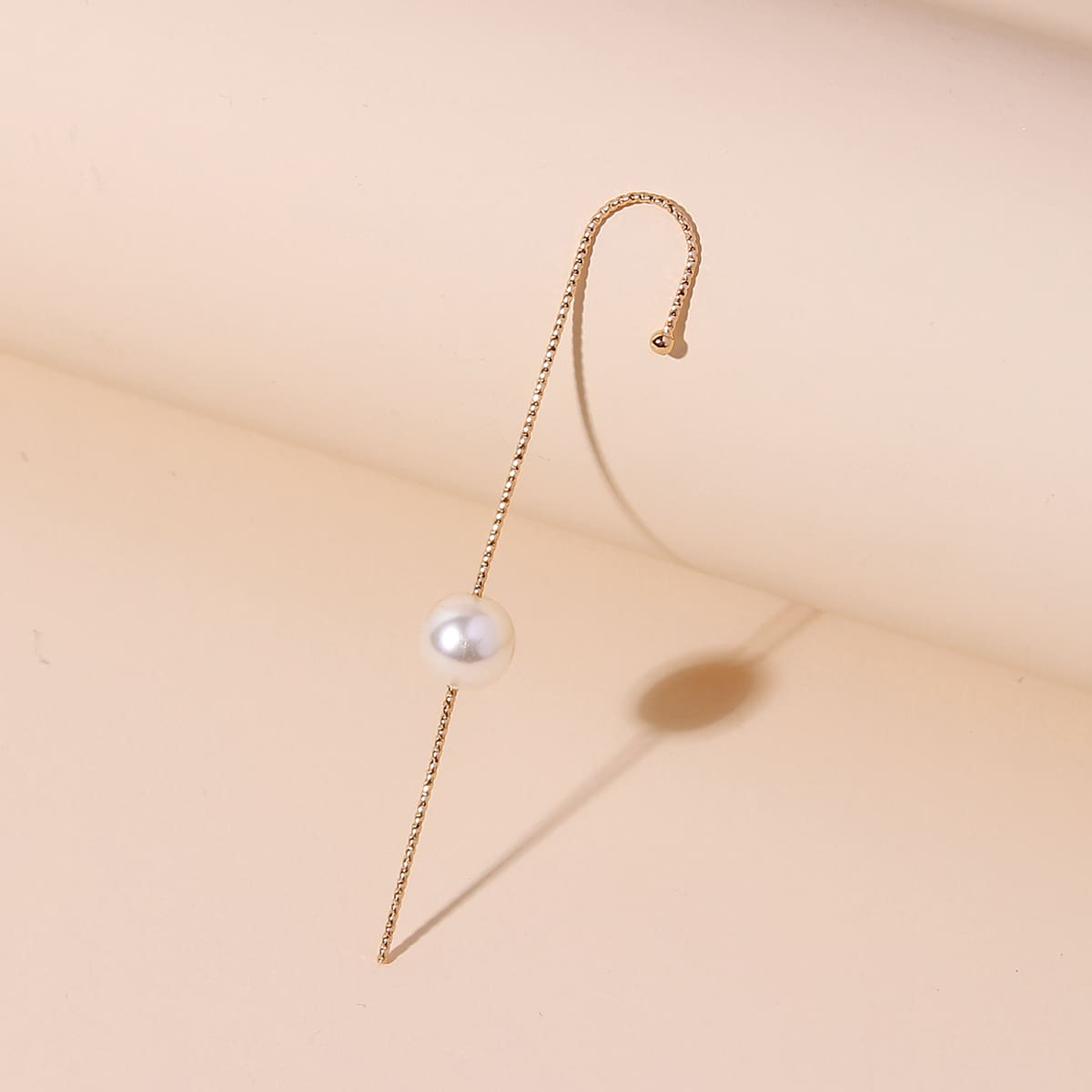 

1pc Faux Pearl Decor Earring, Gold