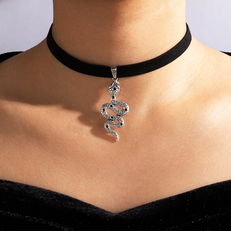 

1pc Snake Charm Choker, Black