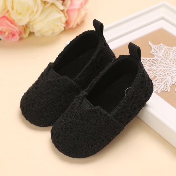 

Baby Girl Fuzzy Slip On Flats, Black