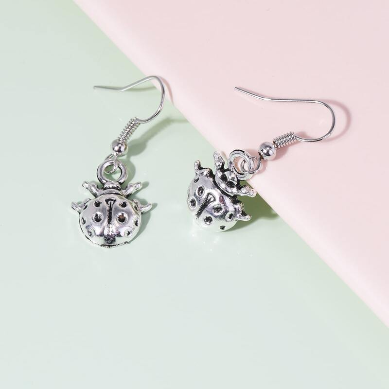 

Animal Decor Drop Earrings, Antique silver