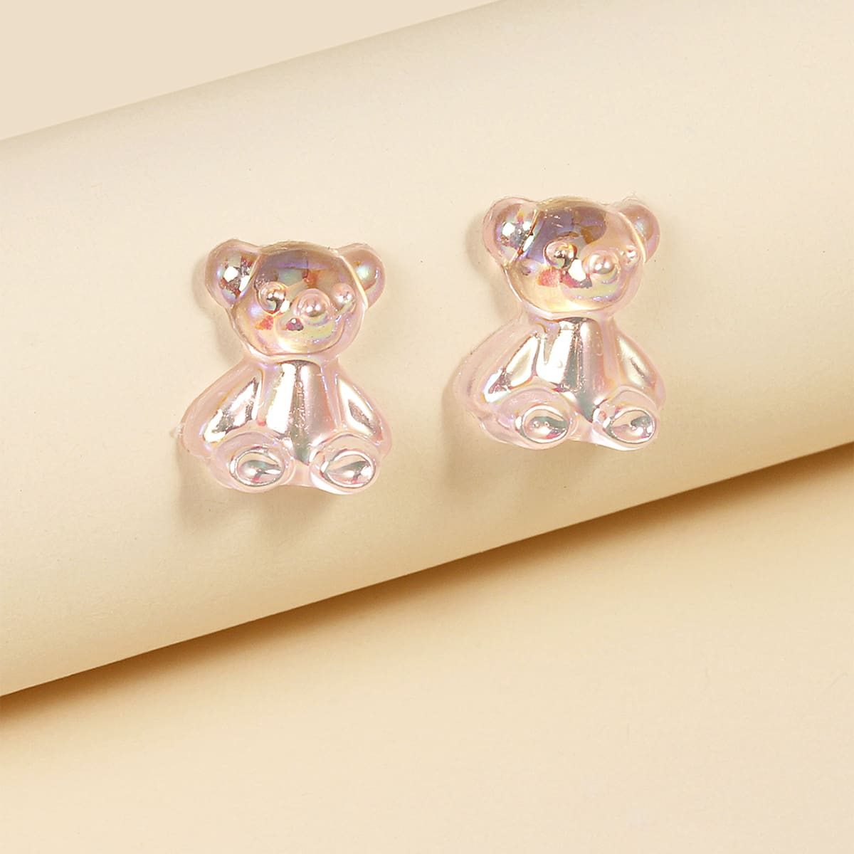 

Bear Design Stud Earrings, Pink