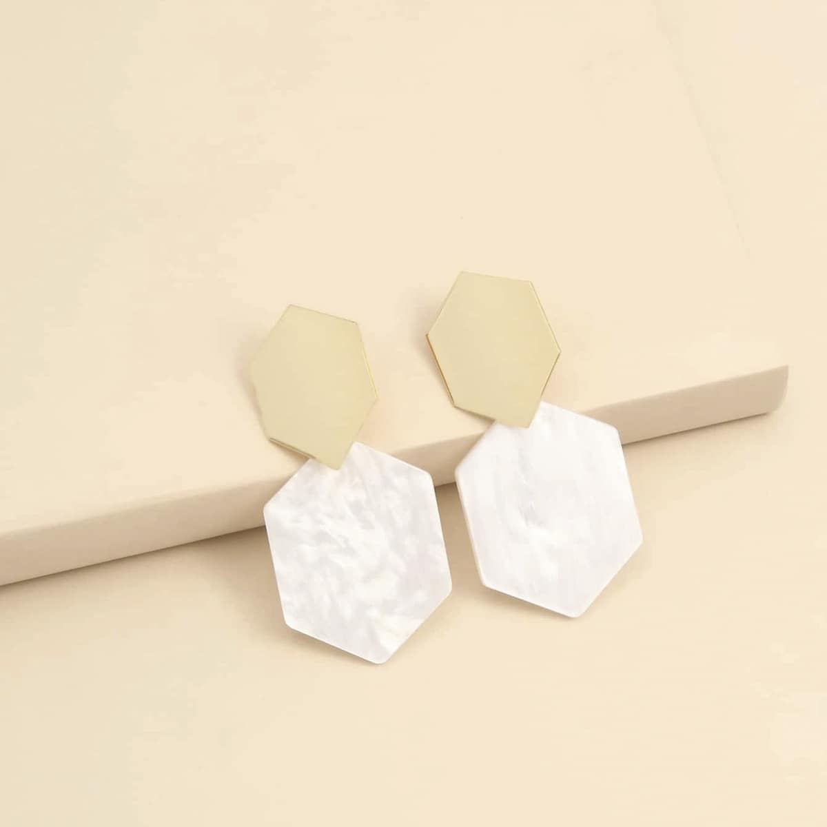 

Geometric Design Earrings, White