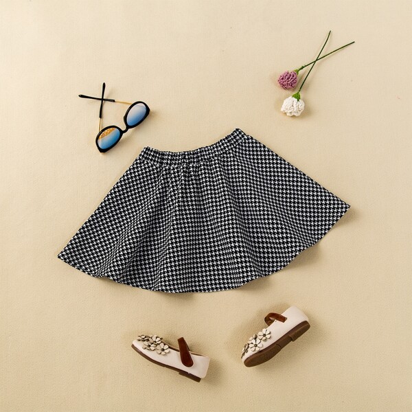 

Toddler Girls Houndstooth Flared Skirt, Black and white