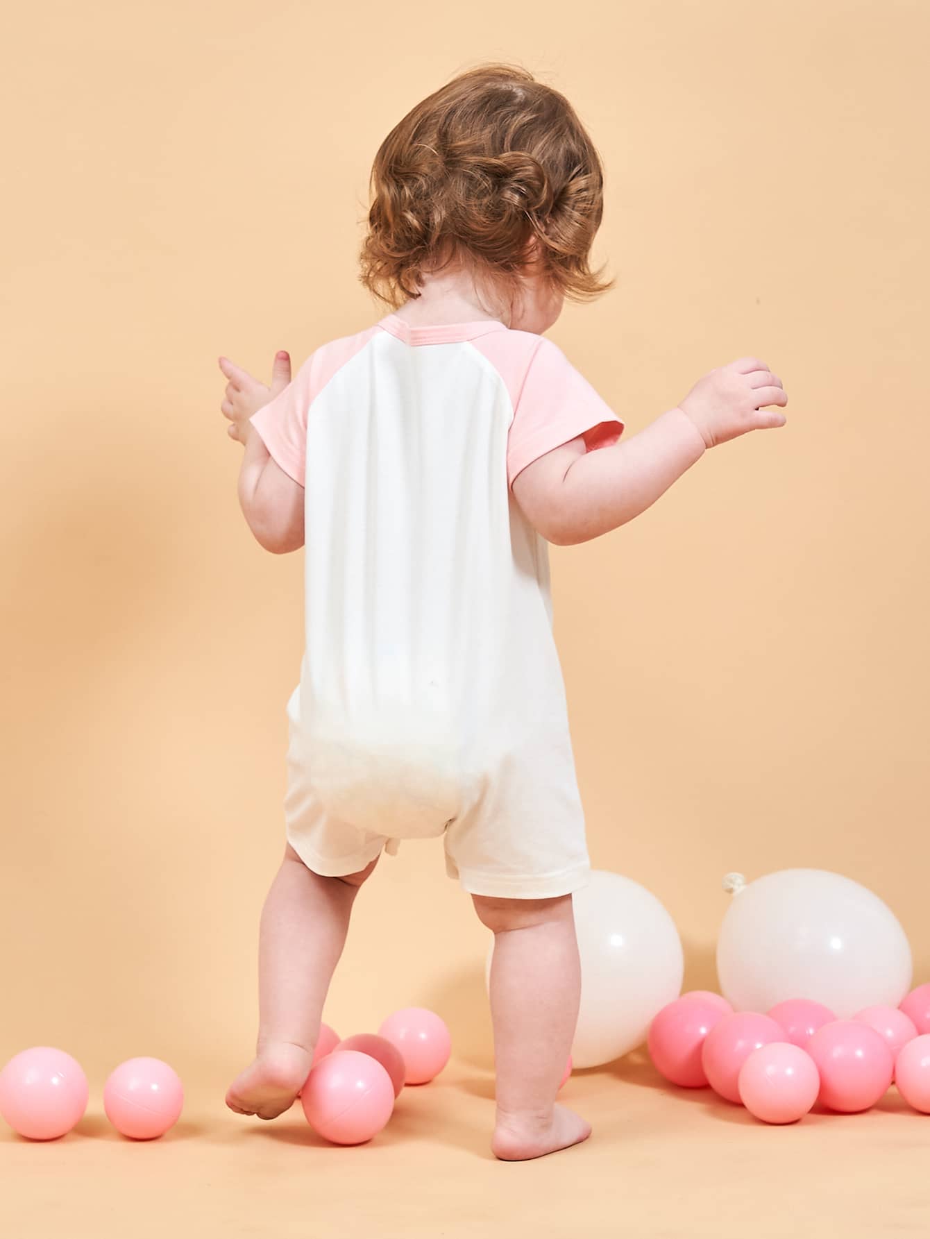 Peninsula Baby Contrast Raglan Sleeve Cartoon Print Romper