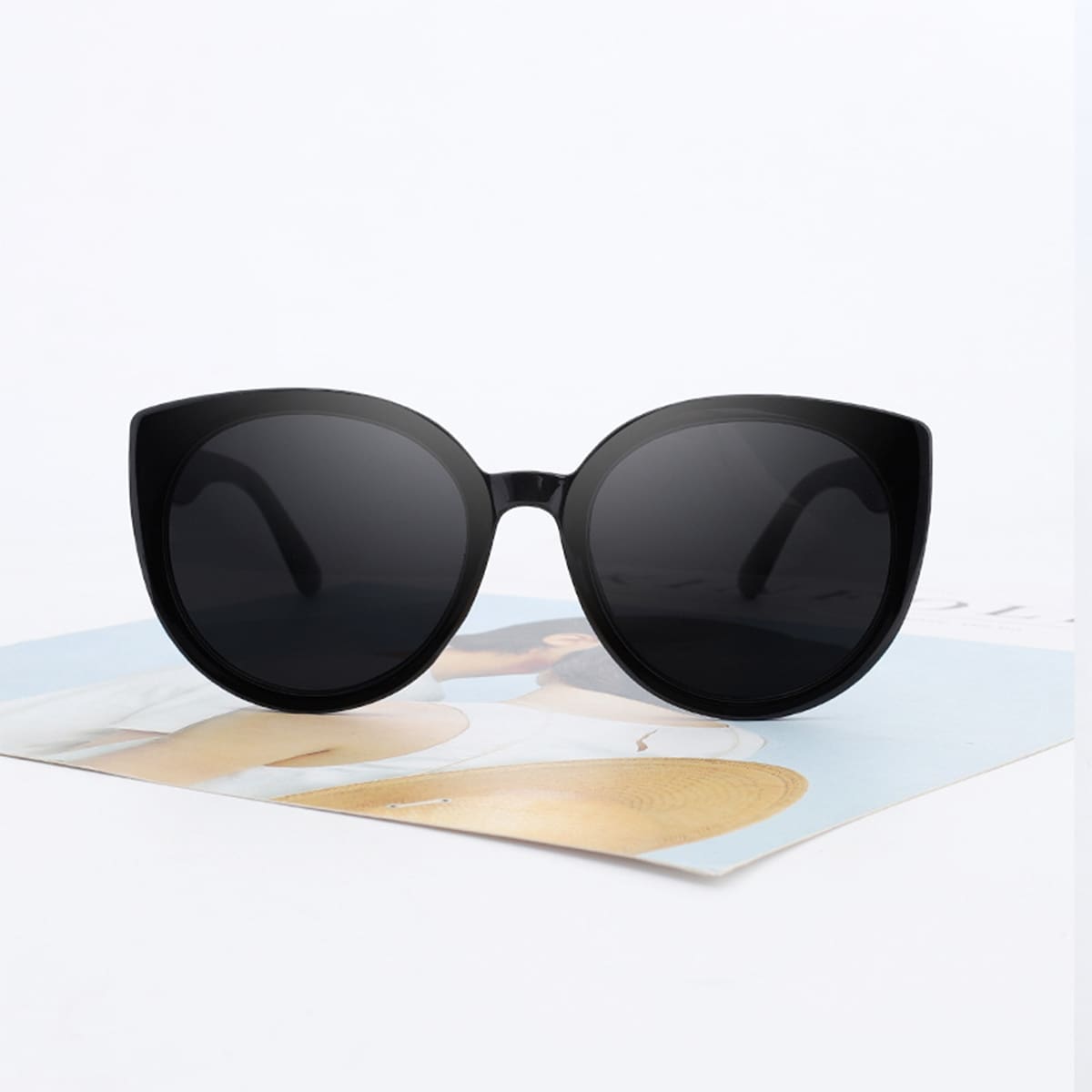 

Cat Eye Sunglasses