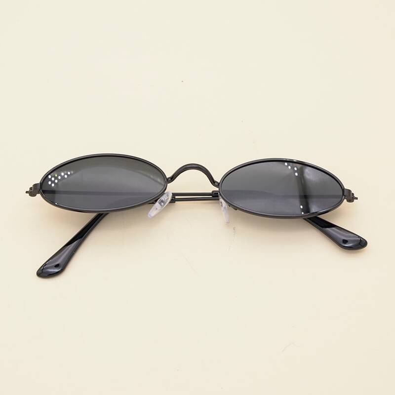 

Oval Frame Sunglasses