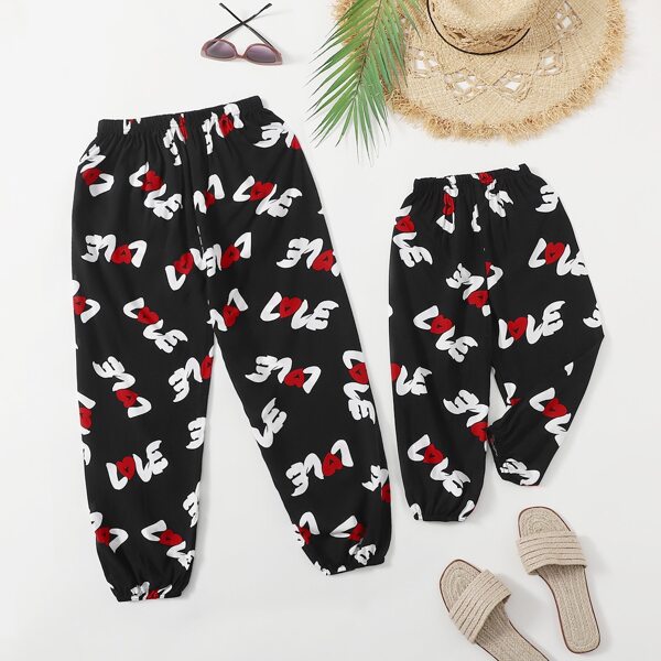

Toddler Girls Letter & Heart Print Pants, Black