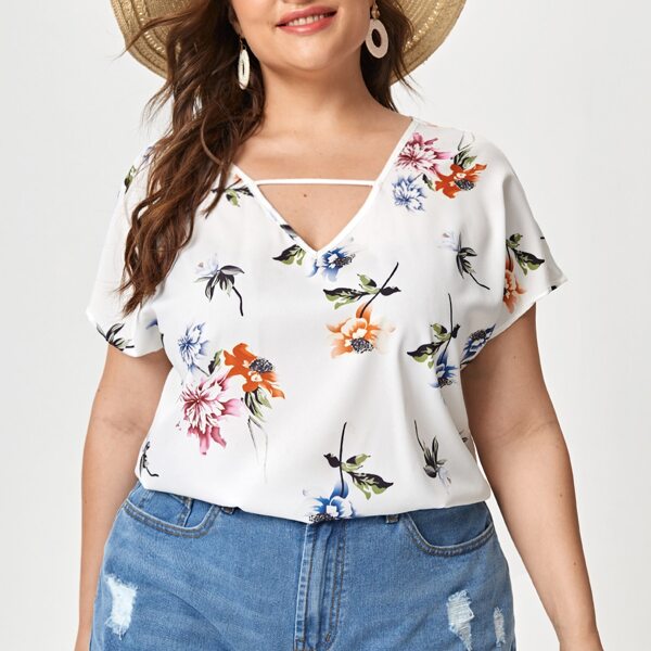 

Plus Keyhole Neck Floral Print Top, White