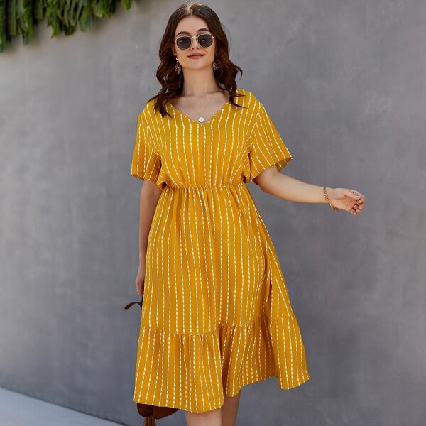 

Plus Striped Print Ruffle Hem A-line Dress, Yellow