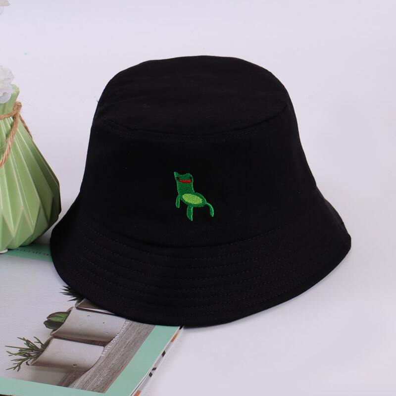 

Frog Embroidery Bucket Hat, Black