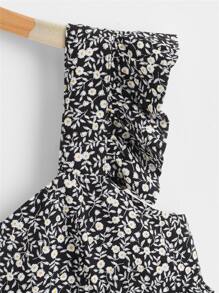 SHEIN Ruffle Strap Ditsy Floral Ruffle Hem Top - Multicolor - View 3