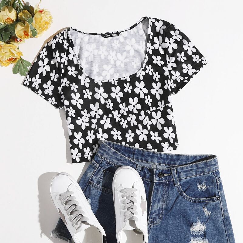 

Square Neck Allover Floral Print Crop Top, Black and white