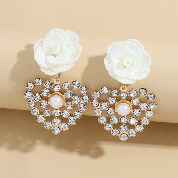 

Flower & Rhinestone Heart Decor Drop Earrings, White