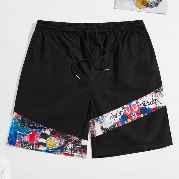 

Men Graphic Print Drawstring Waist Shorts, Black