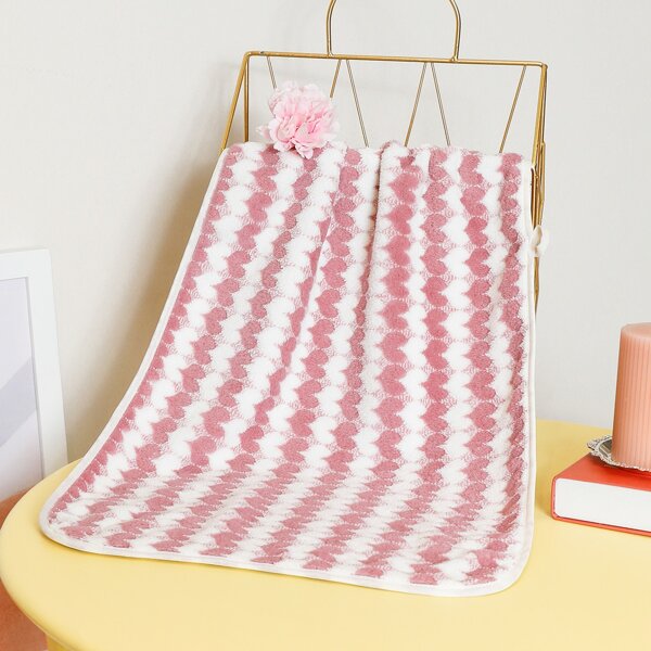 

1pc Heart Pattern Absorbent Face Towel, Pink
