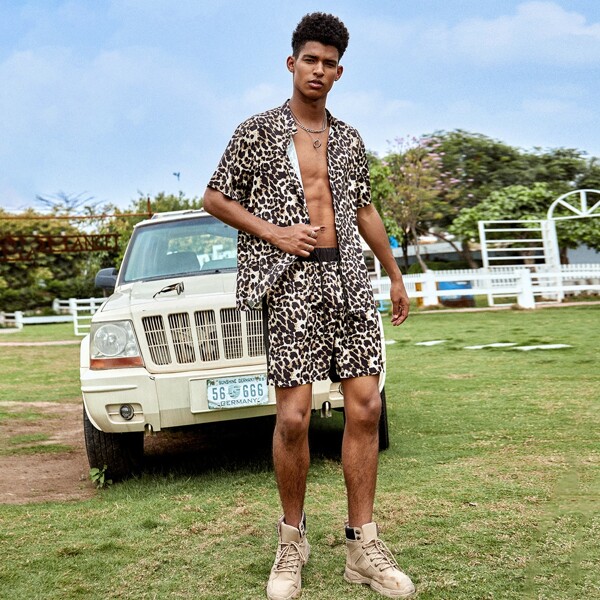 

Men Leopard Shirt With Drawstring Shorts, Multicolor