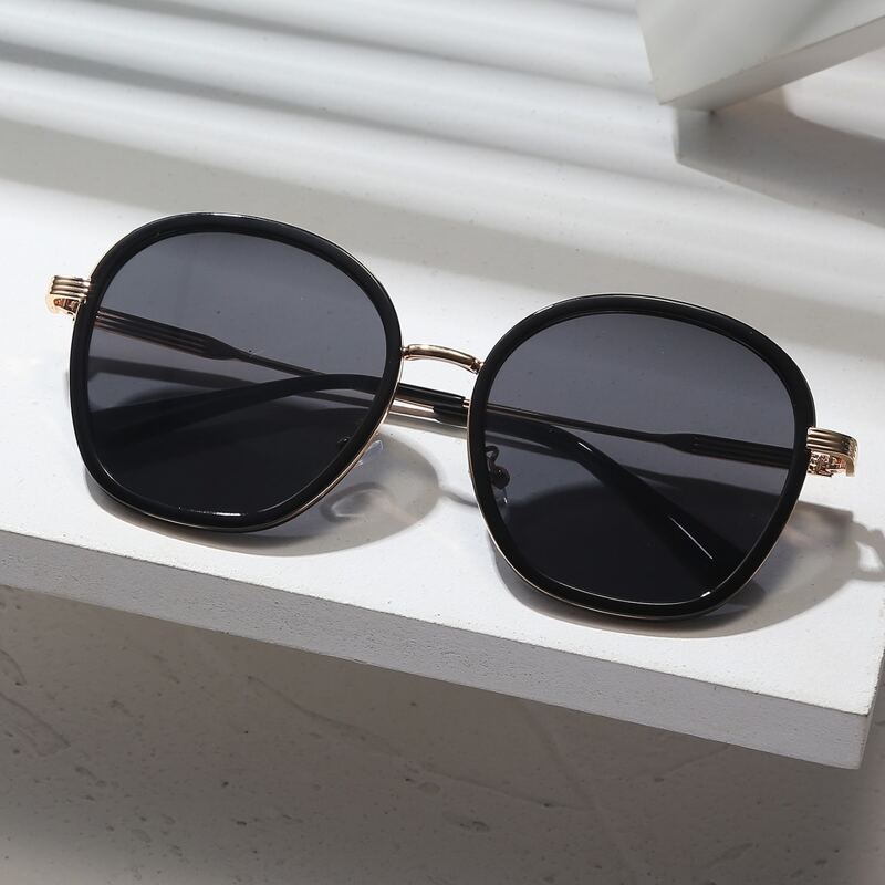 

1pair Simple Sunglasses