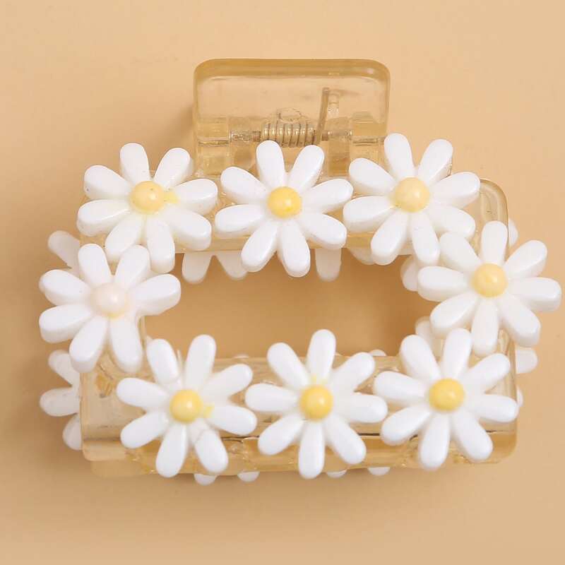

Flower Decor Hair Claw, White