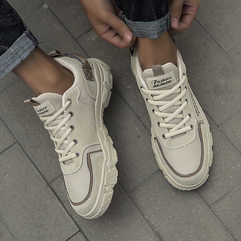 

Guys Lace Up Front Letter Graphic Sneakers, Beige