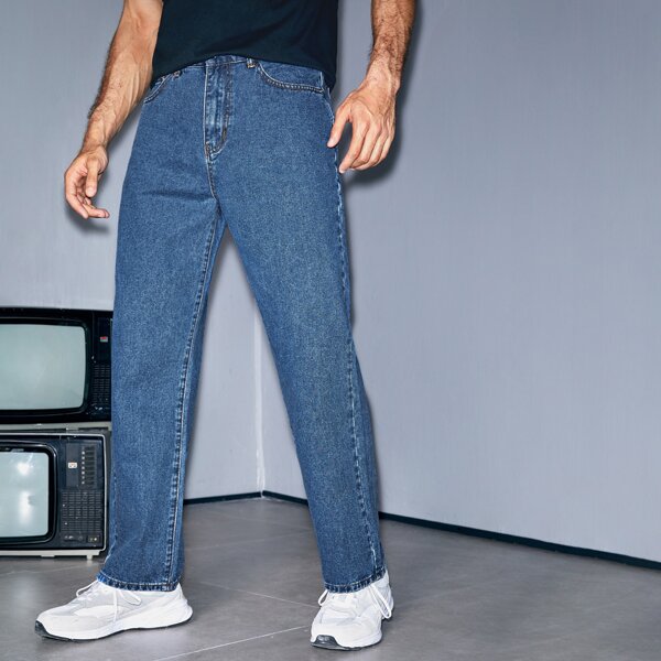 

Men Zipper Fly Straight Leg Jeans, Medium wash