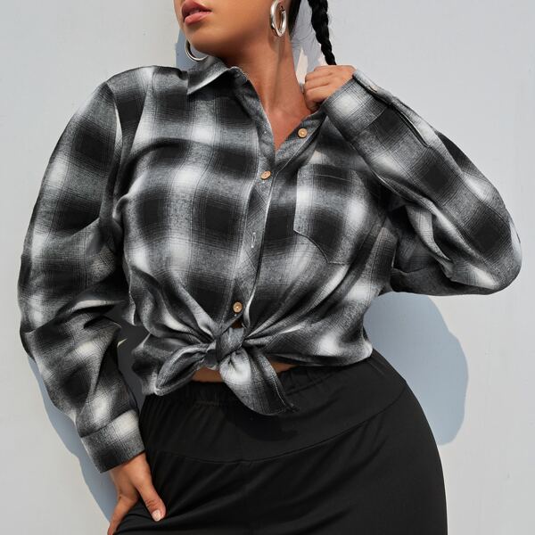 

Plus Pocket Front Gingham Blouse, Black and white