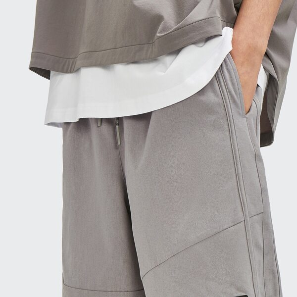 

Men Drawstring Waist Letter Patch Shorts, Light grey