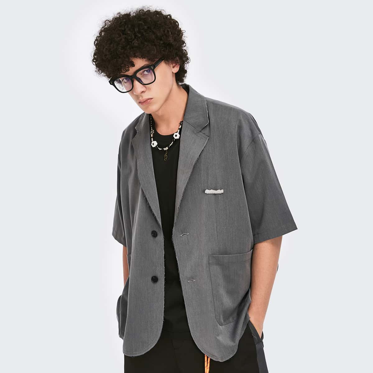 

Guys Patched Detail Single Breasted Blazer, Dark grey
