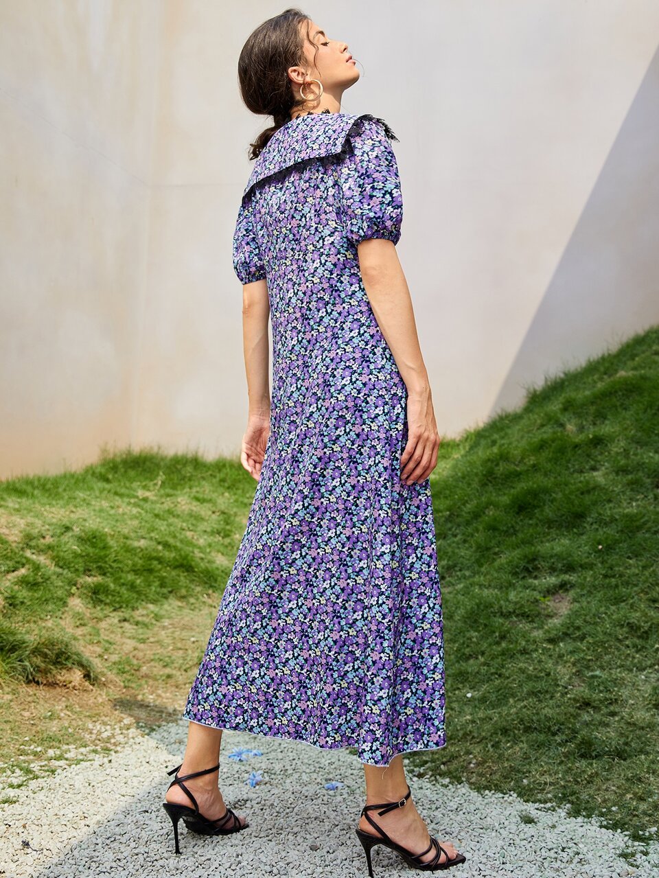 Ditsy Floral Statement Collar A-line Dress