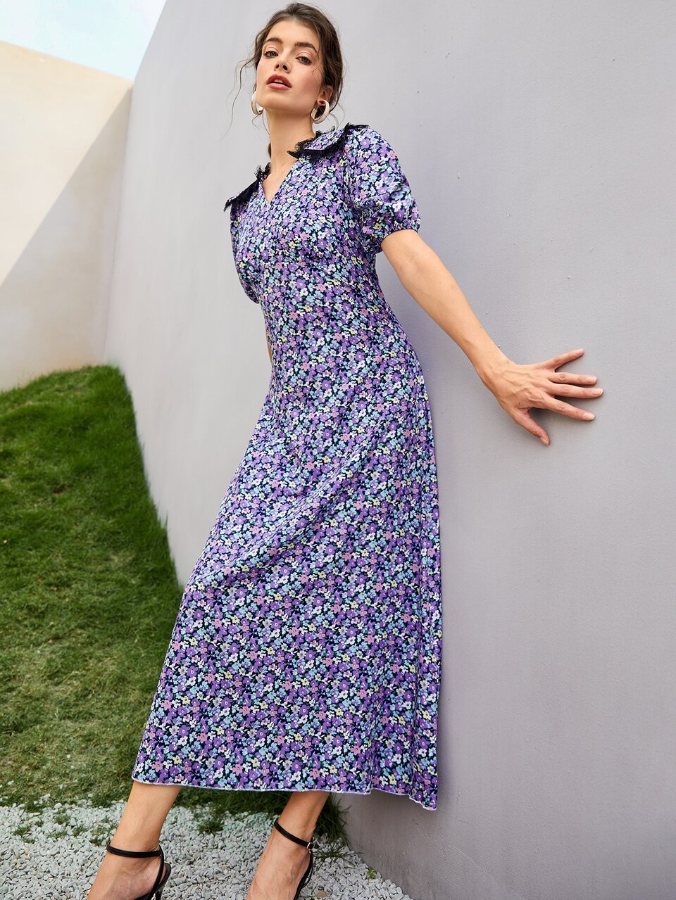 Ditsy Floral Statement Collar A-line Dress
