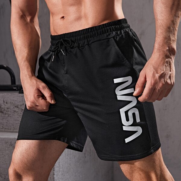 

Men Letter Graphic Sports Shorts, Black