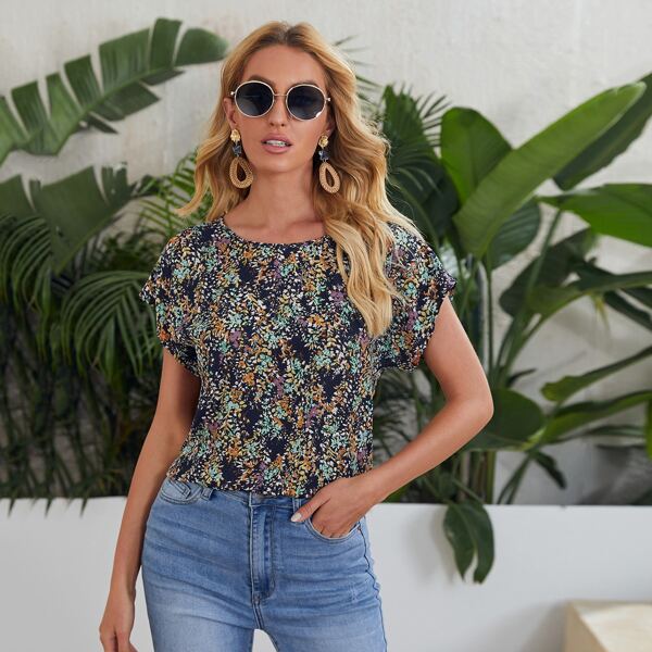 

Batwing Sleeve Floral Top, Multicolor