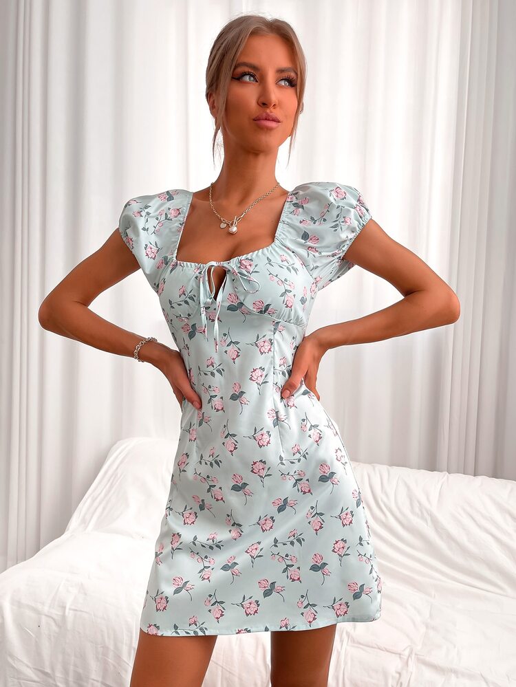 SHEIN Unity Knut Blommig Enkel Klänning - Babyblå - Visa 3