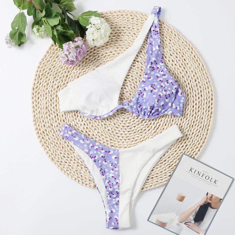 

Ditsy Floral Spliced Underwire Bikini Swimsuit, Multicolor