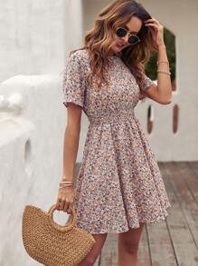 SHEIN Unity 小碎花圖案A型連衣裙 - 彩色 - 查看 3