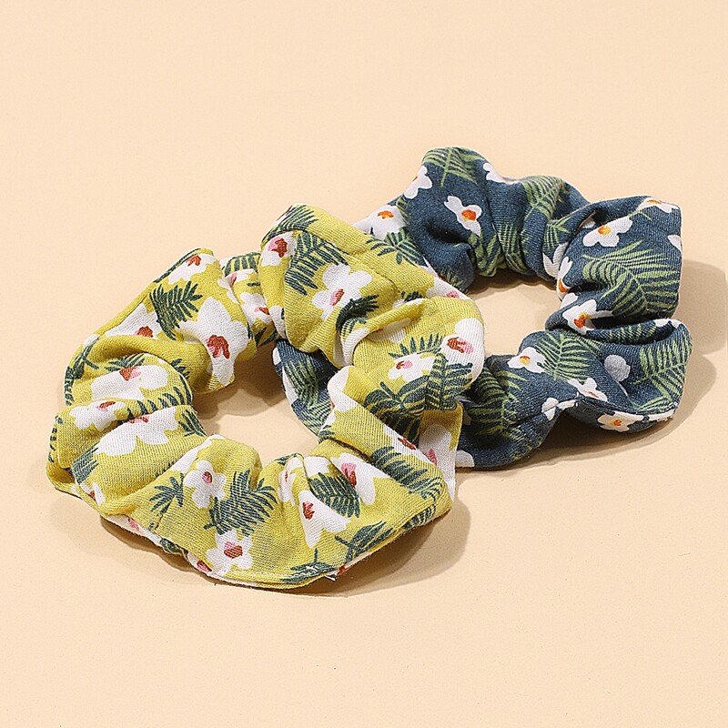 

2pcs Floral Hair Scrunchie, Multicolor