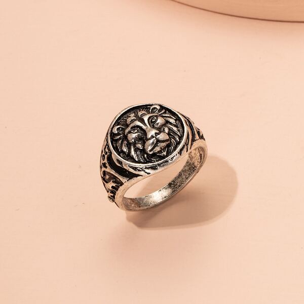 

Animal Engraved Design Ring, Antique silver