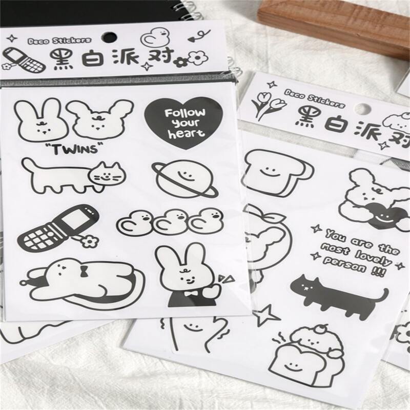 

4pcs Cartoon Graphic Random Sticker, Black and white